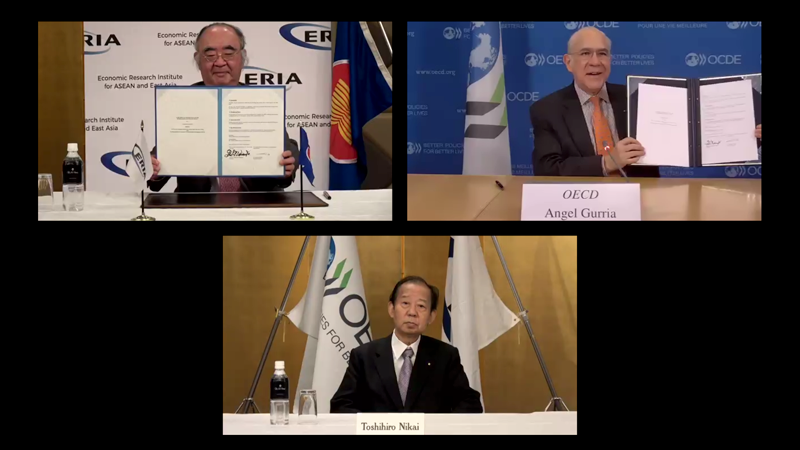 ERIA Renews MoU with OECD in a Virtual Signing Ceremony