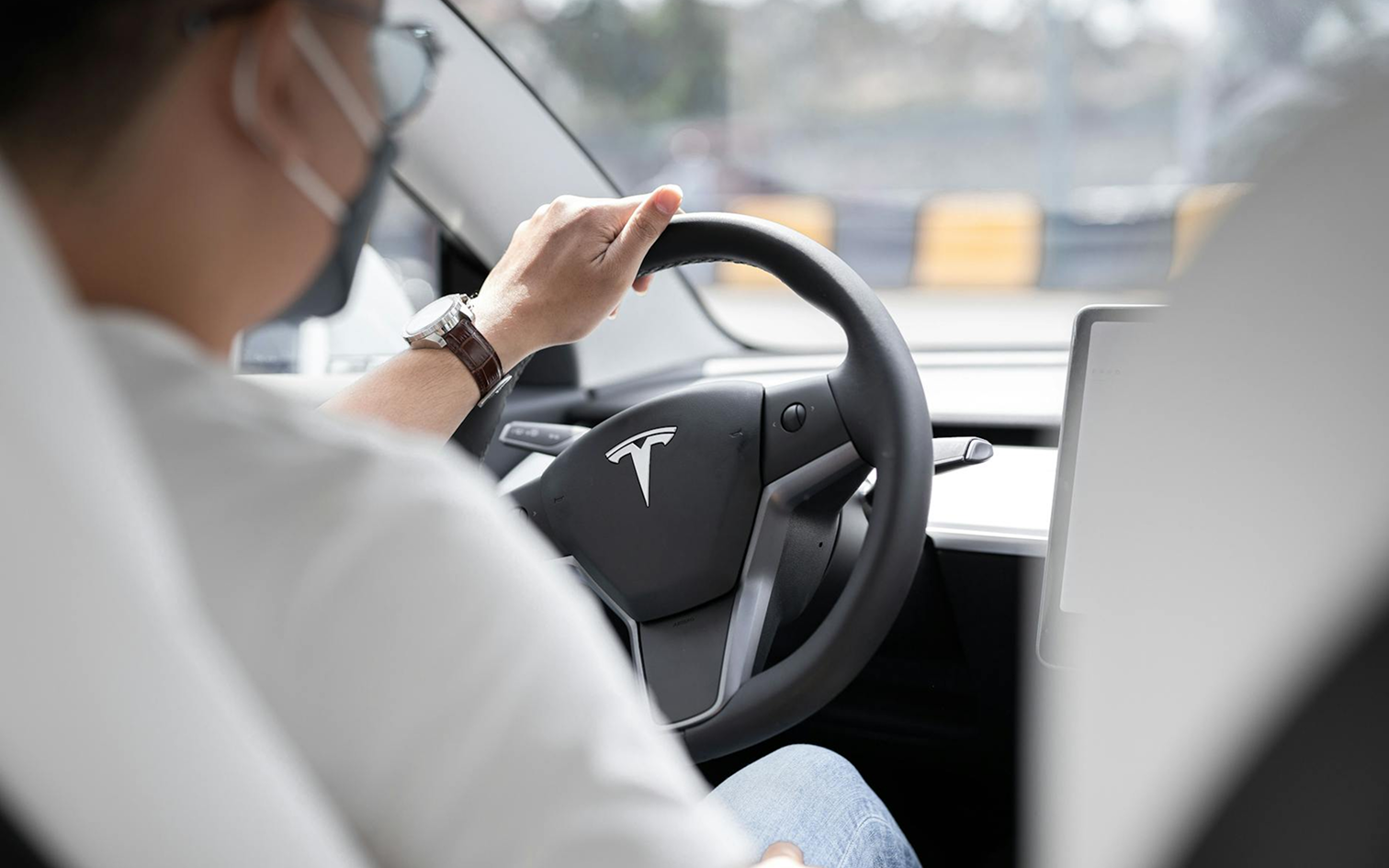 Toward an Effective Road Transport Fleet Renewal Strategy For Indonesia