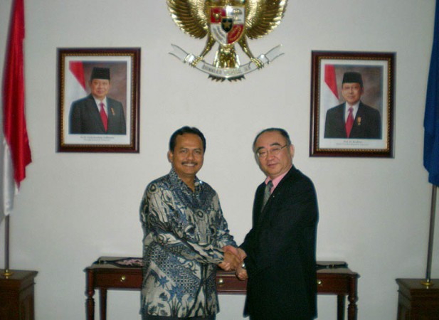 Meeting with Mr. Ngurah Swajaya, Permanent Representative of Indonesia to ASEAN