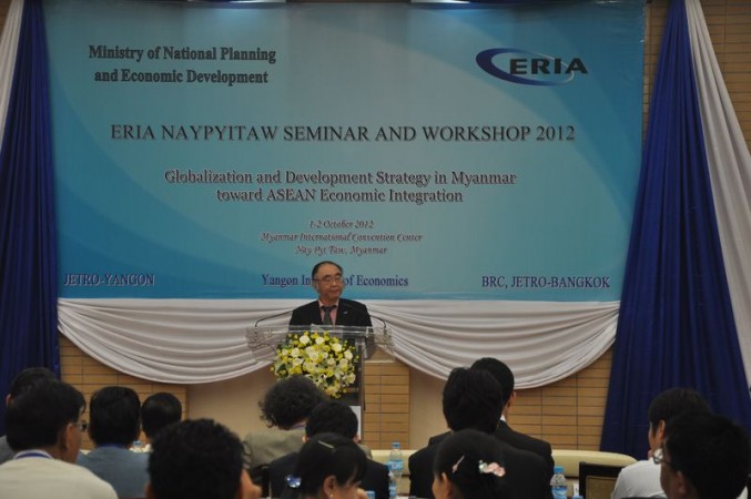 Experts discuss Development of Myanmar