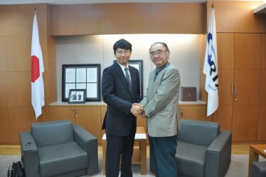 Deputy Director-General, Manufacturing Industries Bureau, METI visits ERIA