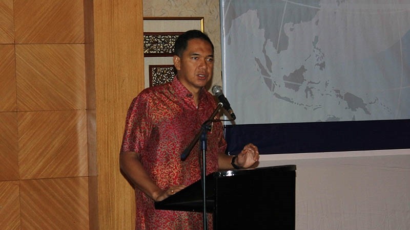 The Distinguished Lecture Series discusses "ASEAN in 2015: Engendering ASEAN's Services Value Chains"