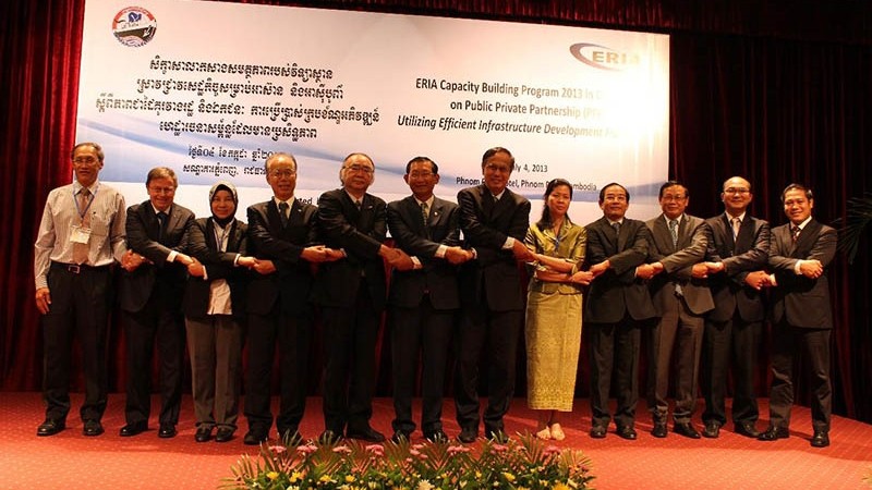 Cambodia Seeks More Participation from Private Sector