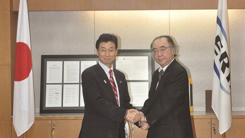 Executive Director of ERIA meets Senior Vice-Minister of Cabinet Office of Japan