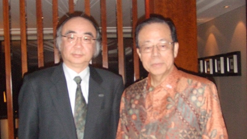 Executive Director of ERIA meets Former Japanese Prime Minister