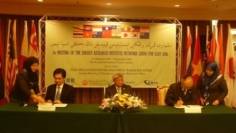 ERIA and Newly Established Network on Energy Research Sign MoU on Collaborative Undertakings