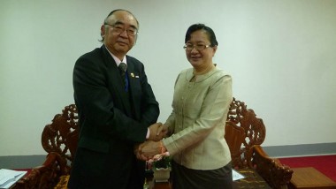 ERIA Executive Director Meets with Lao PDR's Minister of Industry and Commerce