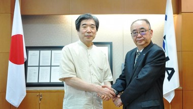 Ambassador of Japan to OECD Visits ERIA