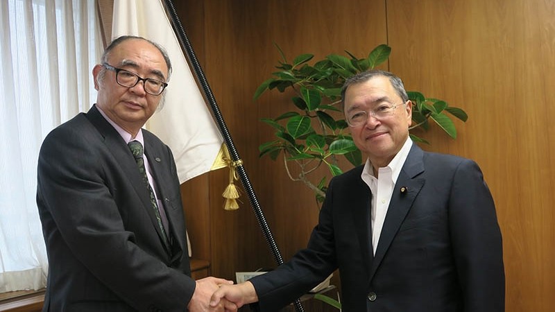 ERIA President Pays Courtesy Call On Yoichi Miyazawa, Japan's Minister of Economy, Trade and Industry