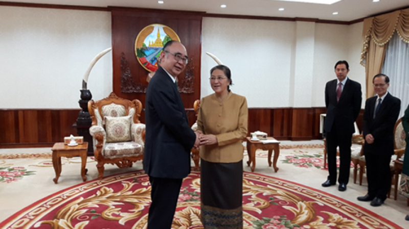 ERIA Courtesy Call to the President of National Assembly of Lao PDR