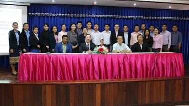 Lao Government Officials Benefit from Policy Modelling