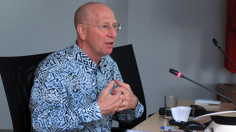 ERIA and CSIS Hold Private Discussion with Prof Richard Baldwin
