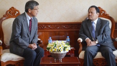 ERIA Pays Courtesy Call to Lao PDR Minister of Energy and Mines