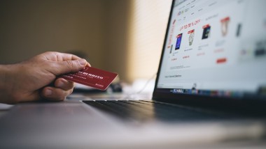 Tackling Connectivity Issues Vital to Participating in Global E-Commerce