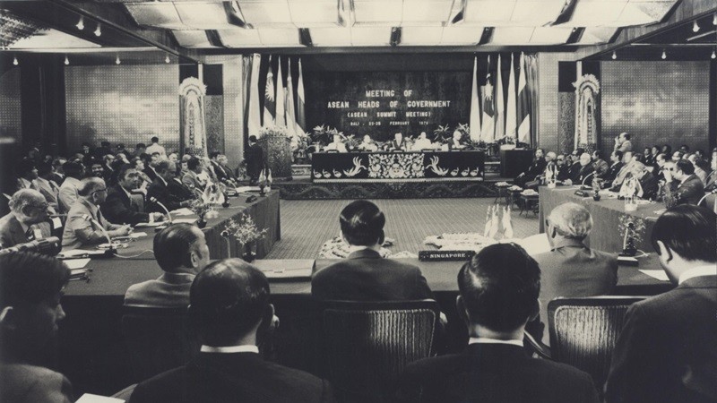 ASEAN@50: Building an ASEAN Community, Identity to Deepen Economic Integration