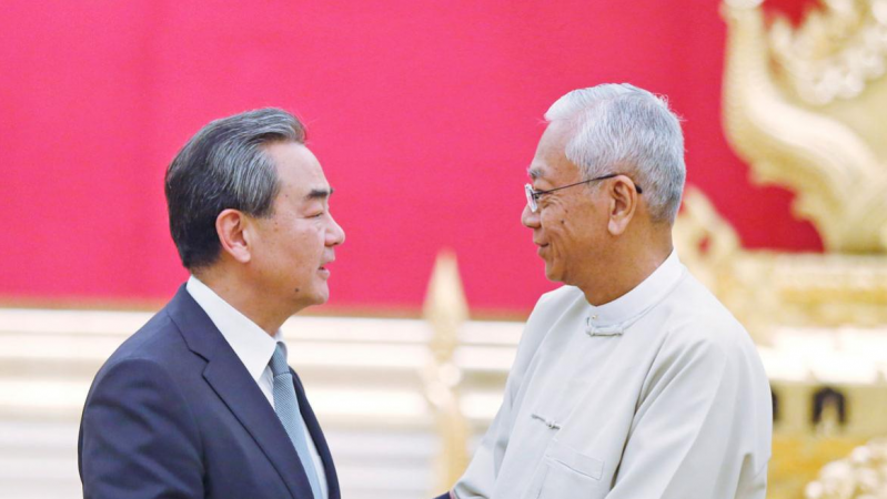 Article - Myanmar ringside at China-India bout