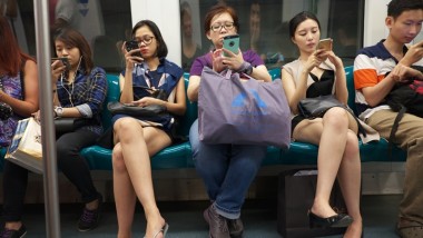ASEAN Rides the E-commerce Wave: Infrastructure, Human Capital, and Regulatory Frameworks