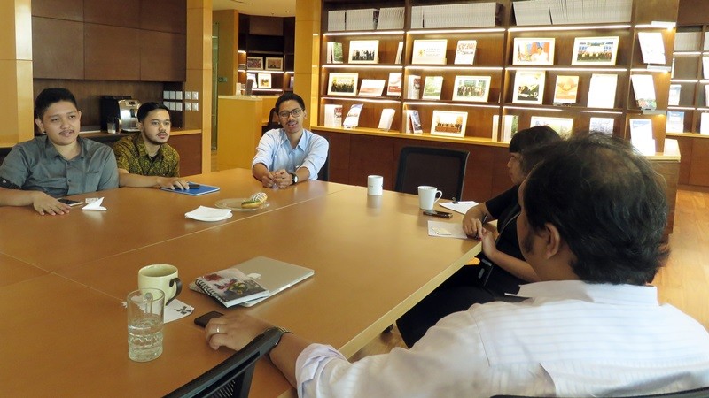 ERIA Holds Coffee Talk in New Information Centre