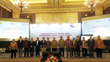 ERIA and Bappenas Hold High-Level Policy Roundtable on Indonesian Manufacturing Development Strategy