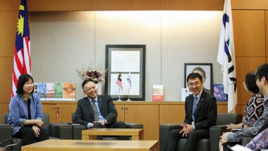 President of ERIA Hosts Visit from Malaysian Ambassador and Permanent Representative of Malaysia to ASEAN