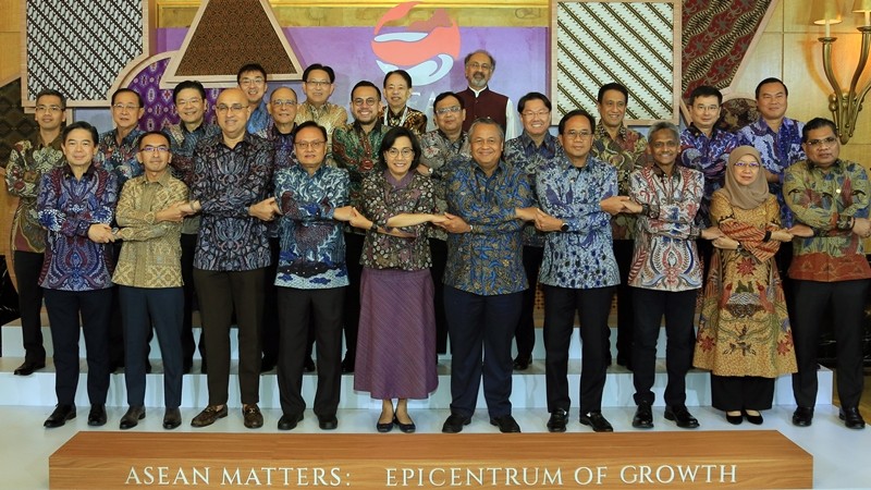 ERIA Presents Key Insights to 10th ASEAN Finance Ministers and Central Bank Governors Meeting