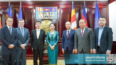 President Watanabe Pays Courtesy Visits to Cambodian Ministers